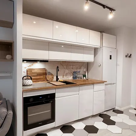 Z Ogrodkiem I Widokiem Na Apartament Gdańsk